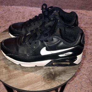 Kids Nike AirMax Size 2.5